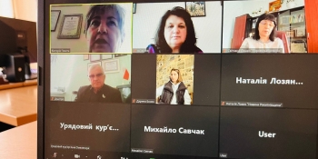 Друковані медіа потребують підтримки: онлайн-зустріч Івано-Франківського центру журналістської солідарності із рівненськими та волинськими медійниками