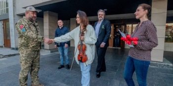 Благодійний концерт «Допоможемо пораненим бійцям ЗСУ» відбувся за сприяння НСЖУ