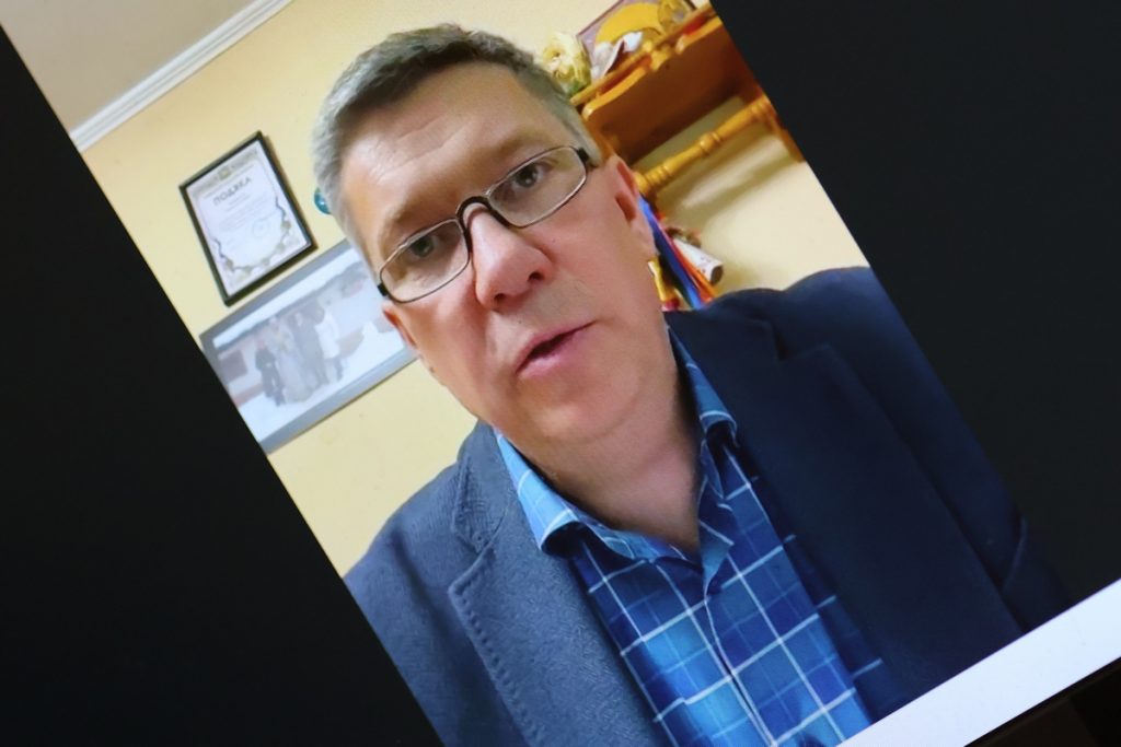 Держава надасть підтримку медіа, пообіцяв керівник Мінкульту Ростислав Карандєєв під час пресконференції в НСЖУ