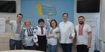 Вишивана солідарність: медійники долучились до флешмобу