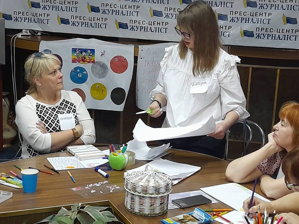 Стресостійкість можна натренувати, як м’язи: у Запоріжжі медійників учили долати тривожність