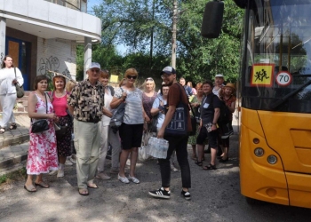 Прес-тур від Запорізького ЦЖС: медійників-переселенців вразила зустріч з родинами ВПО у Широківській громаді