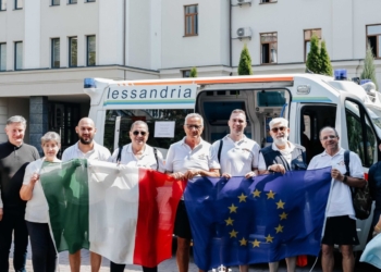 Партнерство задля Перемоги: на лікування в Італію поїхала ще одна дитина з Прикарпаття 15 Партнерство задля Перемоги: на лікування в Італію поїхала ще одна дитина з Прикарпаття