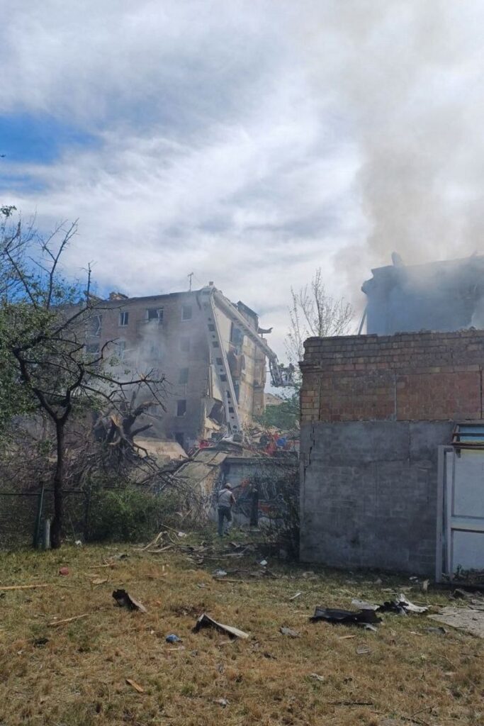 У Києві вибухом пошкоджено помешкання журналіста-переселенця з Лимана 2