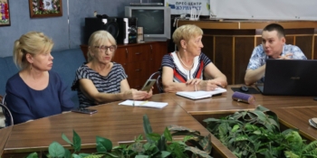 Закон «Про місцеве самоврядування в Україні»: журналістам і далі нелегко отримати доступ до інформації 17 Закон «Про місцеве самоврядування в Україні»: журналістам і далі нелегко отримати доступ до інформації