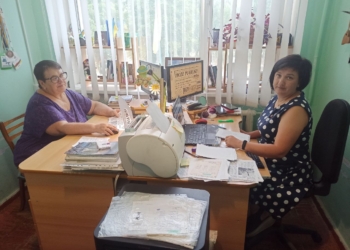 Співробітники газети «Нові рубежі» приходили до редакції навіть о четвертій ранку, аби вчасно здати номер до друку 9 Співробітники газети «Нові рубежі» приходили до редакції навіть о четвертій ранку, аби вчасно здати номер до друку