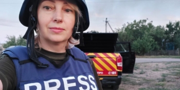 Журналістка Ірина Ситнік: без захисного спорядження у небезпечну зону мене просто б не пустили 17 Журналістка Ірина Ситнік: без захисного спорядження у небезпечну зону мене просто б не пустили