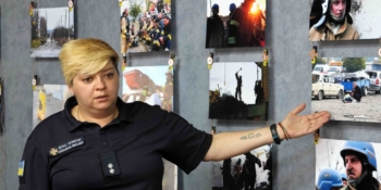 Рятувальники в об’єктиві камери: у Запоріжжі відкрилась персональна фотовиставка спілчанки Ганни Логвіненко 25 Рятувальники в об’єктиві камери: у Запоріжжі відкрилась персональна фотовиставка спілчанки Ганни Логвіненко