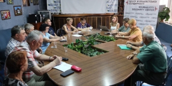 Журналістка Світлана Залізецька: «Треба, щоб влада підтримувала релоковані видання, інакше про життя в окупації розповідатимуть російські журналісти» 22 Журналістка Світлана Залізецька: «Треба, щоб влада підтримувала релоковані видання, інакше про життя в окупації розповідатимуть російські журналісти»