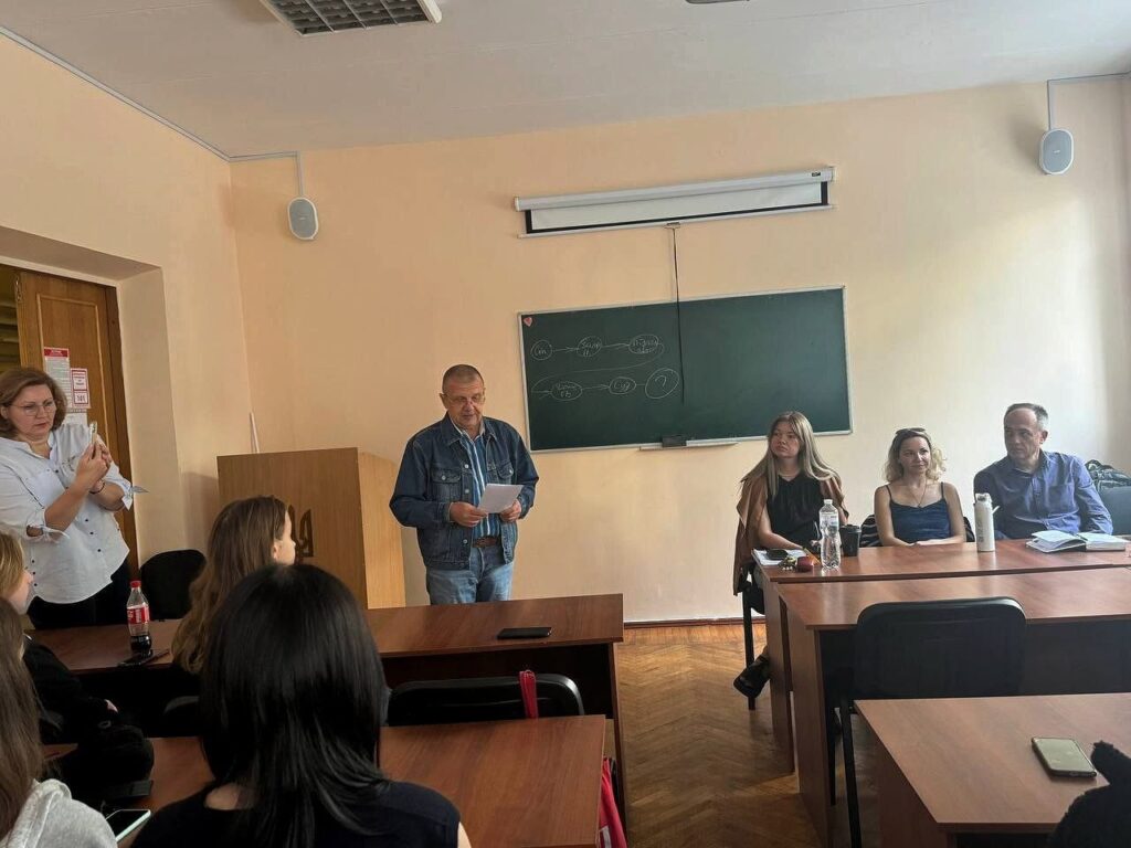 Полілоги про професію журналіста зі студентами  у Дніпрі: доносити правду до своєї аудиторії