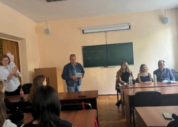 Полілоги про професію журналіста зі студентами  у Дніпрі: доносити правду до своєї аудиторії