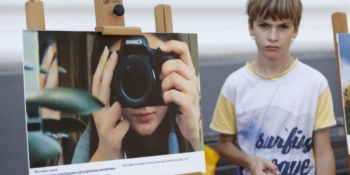 Дитинство у воєнний час: у Києві демонструють унікальні світлини. ФОТОРЕПОРТАЖ