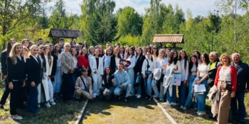 Посвята в журналісти: Івано-Франківські першокурсники склали символічну Присягу 24 Посвята в журналісти: Івано-Франківські першокурсники склали символічну Присягу