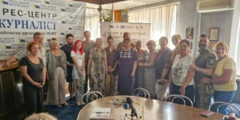 Керівник гурту «Запорізький напрямок» Єня Воронецький: «Наша мета – перезавантаження зморених боями військових» 20 Керівник гурту «Запорізький напрямок» Єня Воронецький: «Наша мета – перезавантаження зморених боями військових»