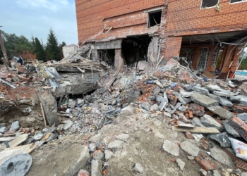 Запоріжжя: тільки-но дозволила безпекова ситуація, медійники виїхали на місце прильоту