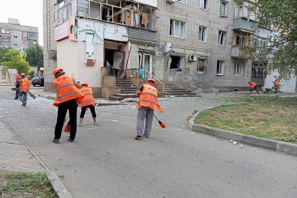 У нікопольській «Південній зорі» вважають, що повинні бути з тими, для кого пишуть і видають газету 2