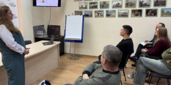 Як визначити фейк: у Дніпрі медійники вдосконалили знання та навички з медіаграмотності