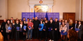 Верховна Рада України відзначила медійників напередодні їхнього професійного свята 21 Верховна Рада України відзначила медійників напередодні їхнього професійного свята