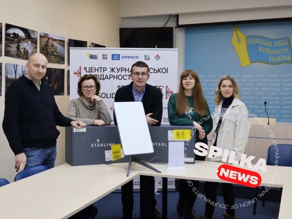 Як вчасно здати матеріал у блекаут: працюють коворкінги Центрів журналістської солідарності