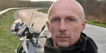 Більше двох з половиною років тримають росіяни в полоні українського журналіста Дмитра Хилюка 30 Більше двох з половиною років тримають росіяни в полоні українського журналіста Дмитра Хилюка