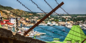 Кримська автономія: толерантність України і лицемірство Росії