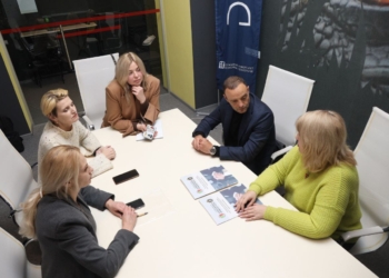 Новий етап співпраці: криворізькі журналісти та підприємці підписали меморандум