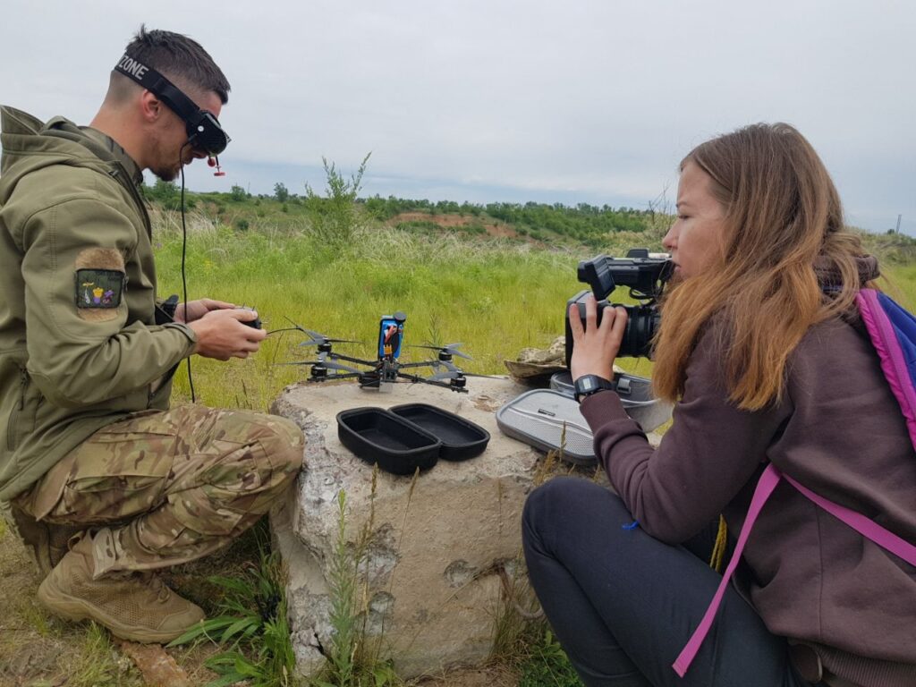  Телеоператорка із Запоріжжя Дар’я Зирянова: «Від вигоряння рятують прогулянки із собакою та подорожі мотоциклом» 1