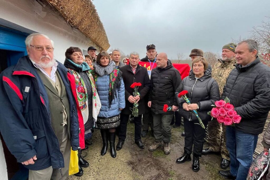 Від дня народження Василя Симоненка – 90 років: круглу дату відзначили на батьківщині видатного поета і журналіста 2