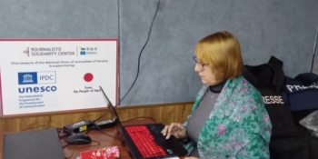 Відчувається творча атмосфера: один день у коворкінгу Запорізького центру журналістської солідарності НСЖУ