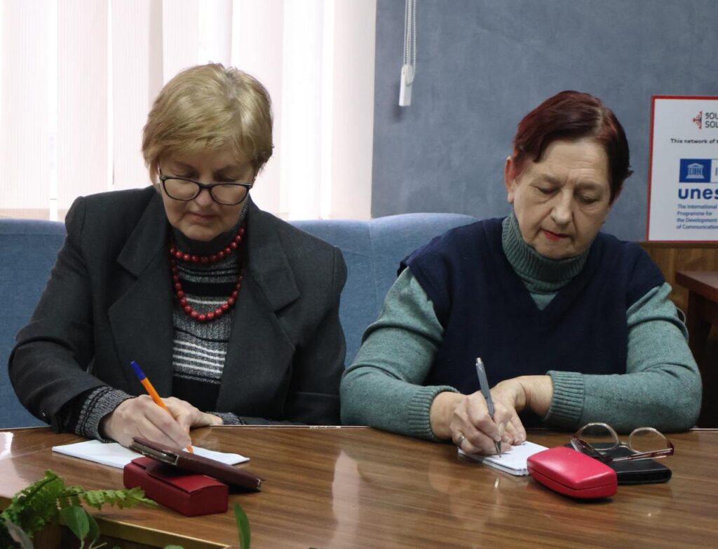 Як наповнювати мозок позитивними образами: психологічий тренінг для медійників у Запорізькому ЦЖС 2