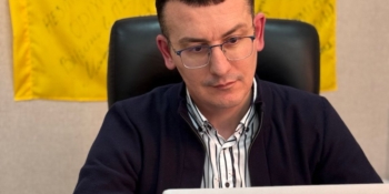 Сергій Томіленко: «Люди чекають кожного випуску як хліба, читають газети разом у бомбосховищах під час повітряних тривог»