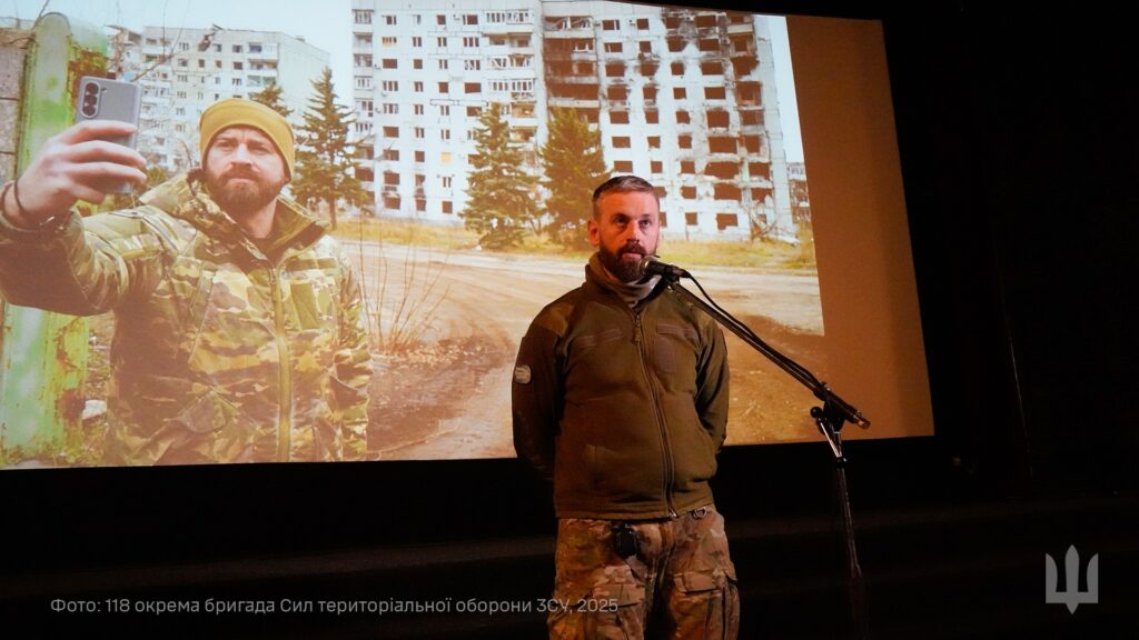 У Черкасах презентували фільм про загиблого журналіста і воїна Володимира Мукана 3