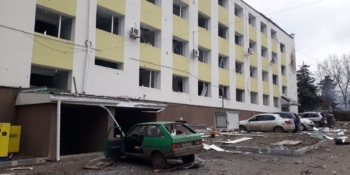 Російською ракетою пошкоджено офіс видання «Обрії Ізюмщини» 21 Російською ракетою пошкоджено офіс видання «Обрії Ізюмщини»