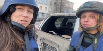 На Донеччині російський дрон прицільно атакував автівку журналістів