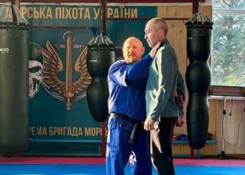 Що робити, коли ворог підкрався підступно: запорізькі журналісти здобули нові знання з самозахисту