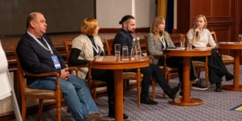 Прифронтові медіа: інформаційна боротьба за громади під вогнем