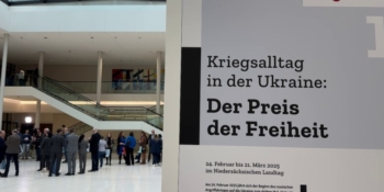 У Німеччині експонуються світлини харківських фотографів про Україну і її життя у війні