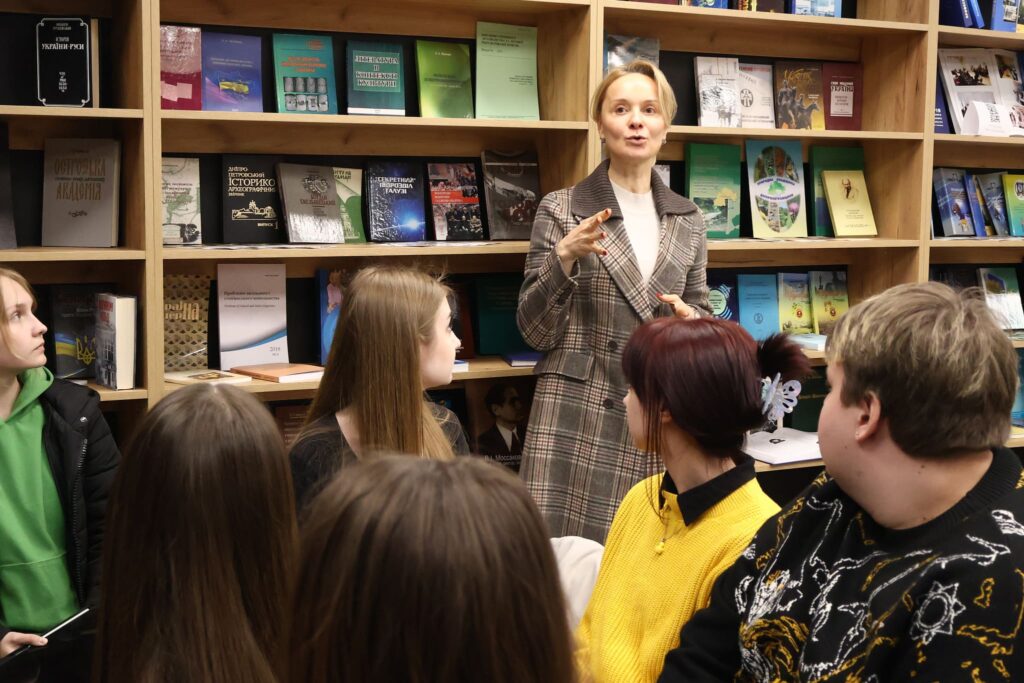 Свобода преси на прифронтових територіях: у Дніпрі презентували фільм про незламність українських журналістів 12