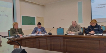 Круглий стіл «Медіа та видавничий бізнес під час війни»: як долати виклики нинішнього часу 20  Круглий стіл «Медіа та видавничий бізнес під час війни»: як долати виклики нинішнього часу