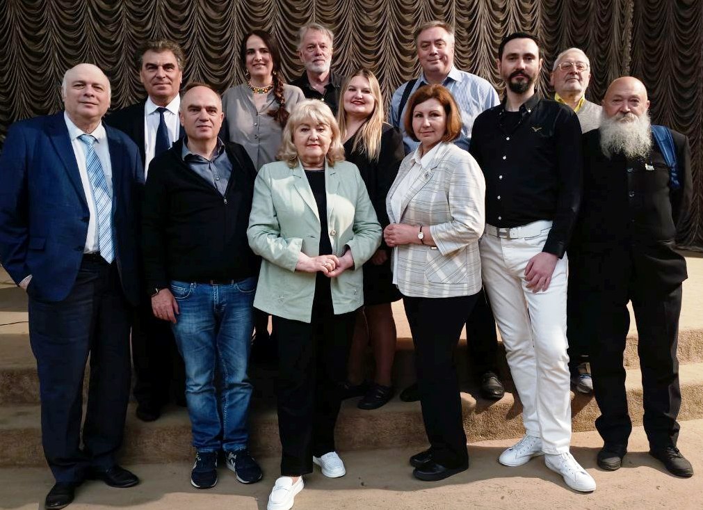 «Вся НСЖУ підтримує Дніпропетровську облорганізацію в боротьбі за Будинок журналіста!» – Сергій Томіленко 18 «Вся НСЖУ підтримує Дніпропетровську облорганізацію в боротьбі за Будинок журналіста!» – Сергій Томіленко 1