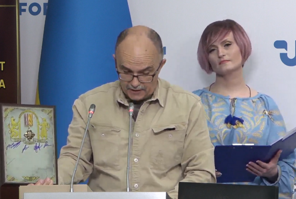 «Медаль або орден – це подяка, втілена в металі», – голова ВГО «Країна» Олександр Сопов 30 «Медаль або орден – це подяка, втілена в металі», – голова ВГО «Країна» Олександр Сопов 13