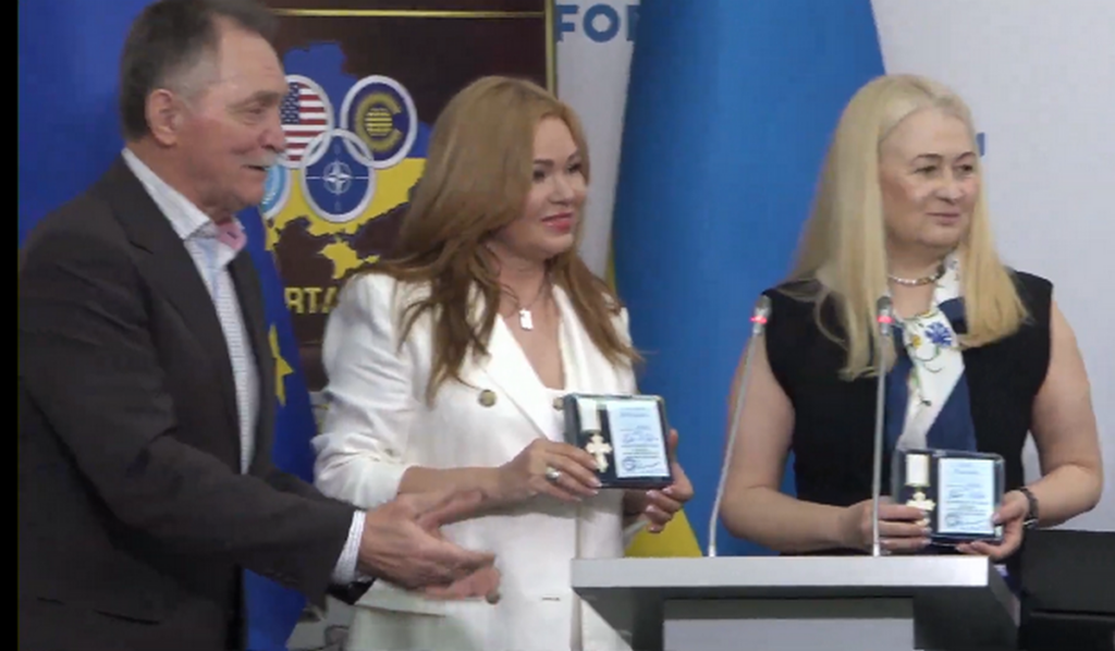 «Медаль або орден – це подяка, втілена в металі», – голова ВГО «Країна» Олександр Сопов 29 «Медаль або орден – це подяка, втілена в металі», – голова ВГО «Країна» Олександр Сопов 12