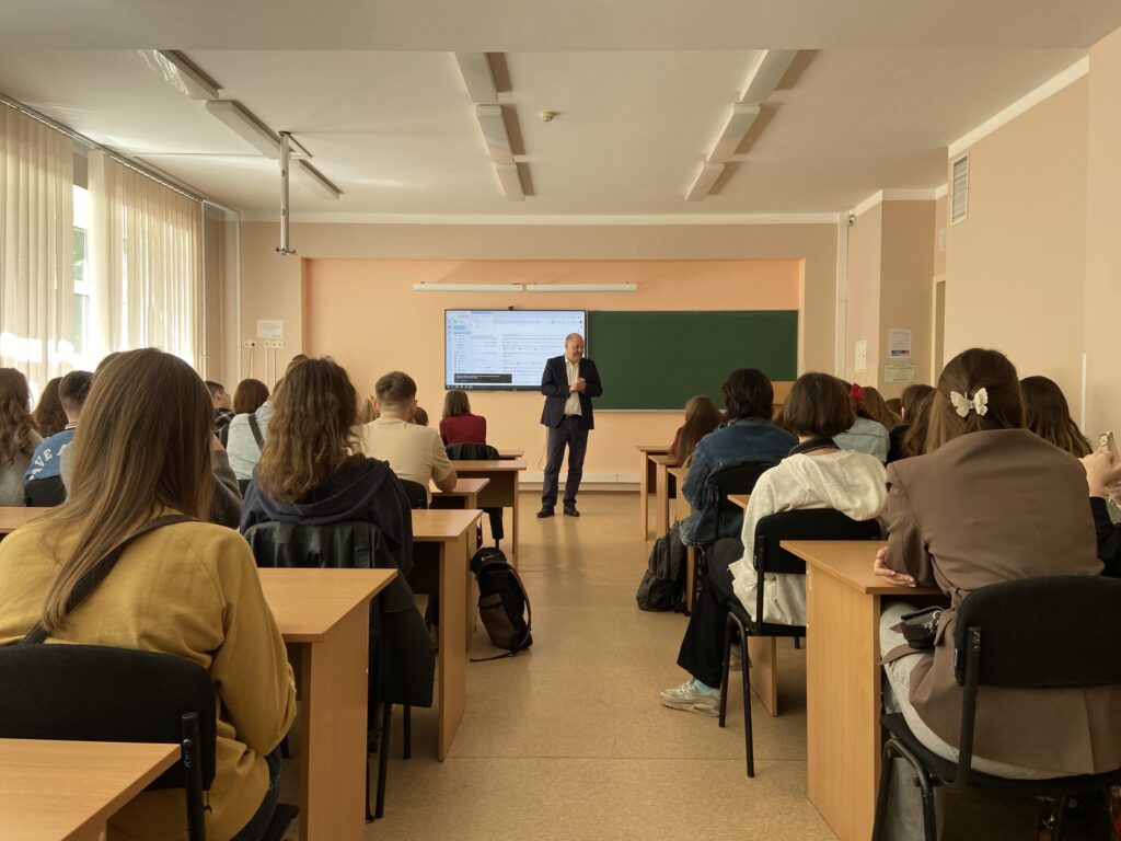 Сучасні виклики медіа: лекція Томаса Маттссона в університеті Грінченка 1