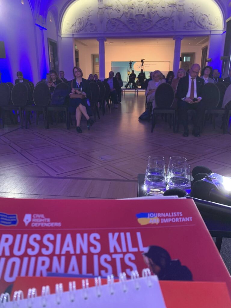«Готуватися треба до найгіршого сценарію. Про всяк випадок», – порадила перша секретар НСЖУ Ліна Кущ литовським колегам 18 «Готуватися треба до найгіршого сценарію. Про всяк випадок», – порадила перша секретар НСЖУ Ліна Кущ литовським колегам 1