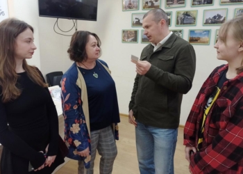 «Допомагати разом»: у Дніпрі запрацював новий проєкт правової підтримки 10 «Допомагати разом»: у Дніпрі запрацював новий проєкт правової підтримки