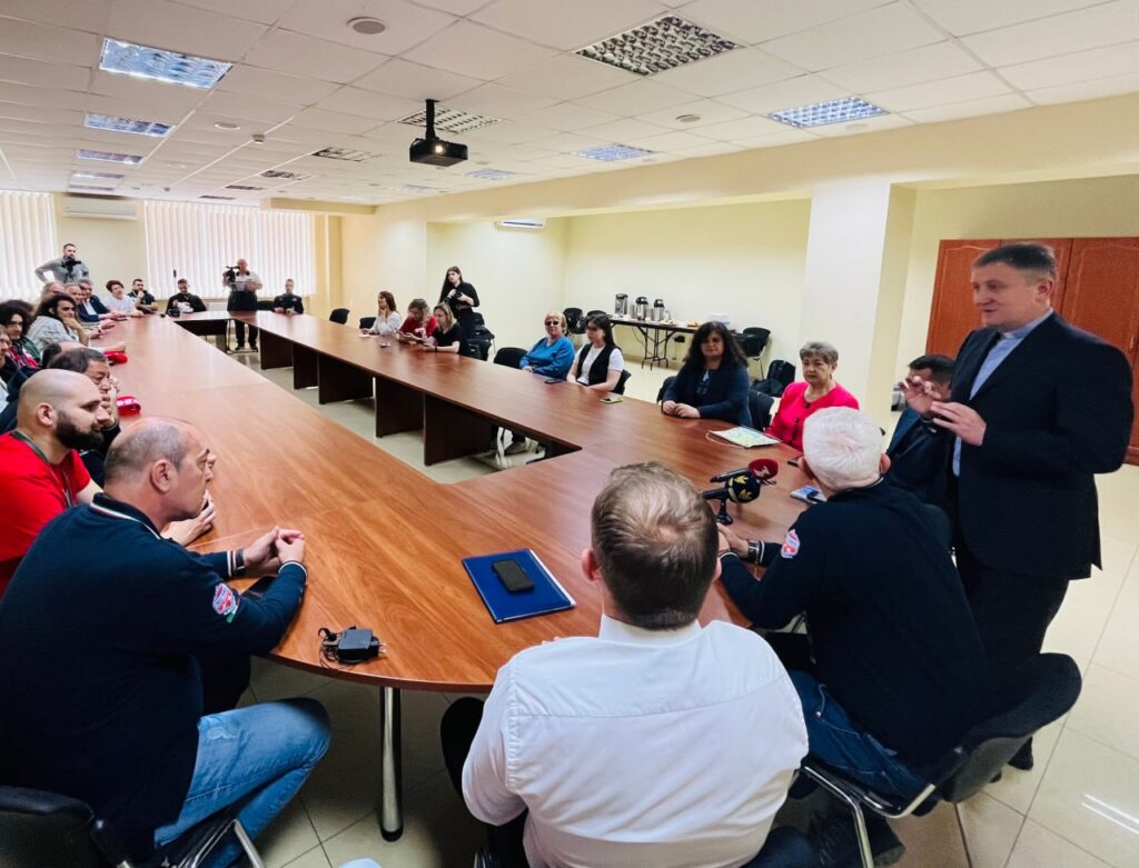 Президент італійської асоціації «Anteas Alessandria» Лучано Картолано отримав Хрест громадянських заслуг «Героям без зброї» за клопотанням Івано-Франківського Центру журналістської солідарності 20 Президент італійської асоціації «Anteas Alessandria» Лучано Картолано отримав Хрест громадянських заслуг «Героям без зброї» за клопотанням Івано-Франківського Центру журналістської солідарності 3