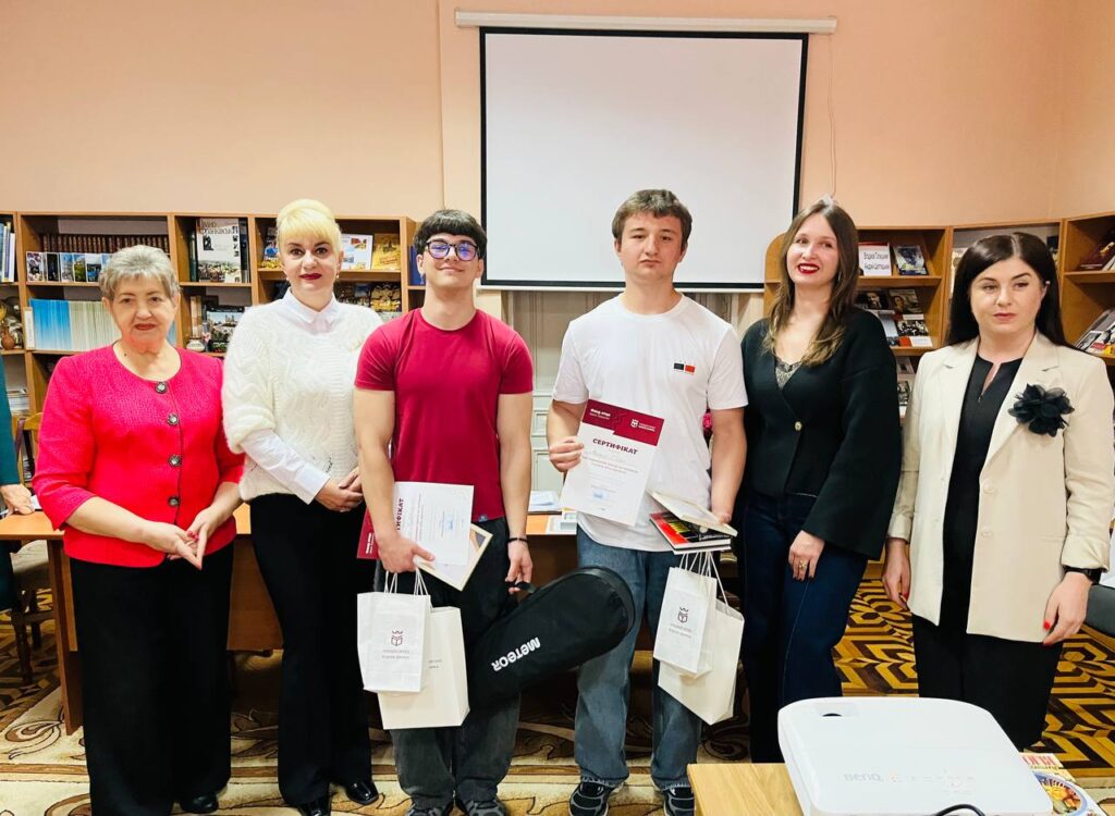 «Преса – наче світло нашого суспільства»: погляд одинадцятикласника з Калуша Мар’яна Ферія