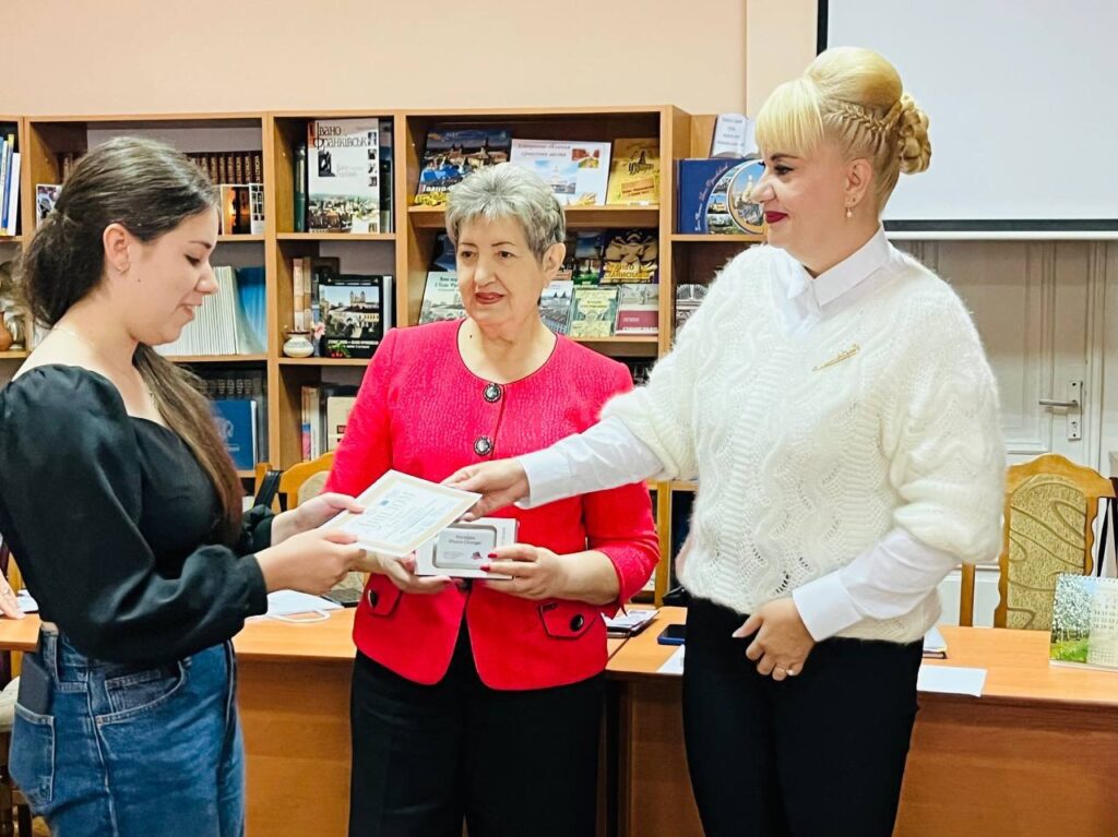 В Івано-Франківську нагородили переможців та призерів творчого конкурсу «Наша свобода залежить від свободи преси»