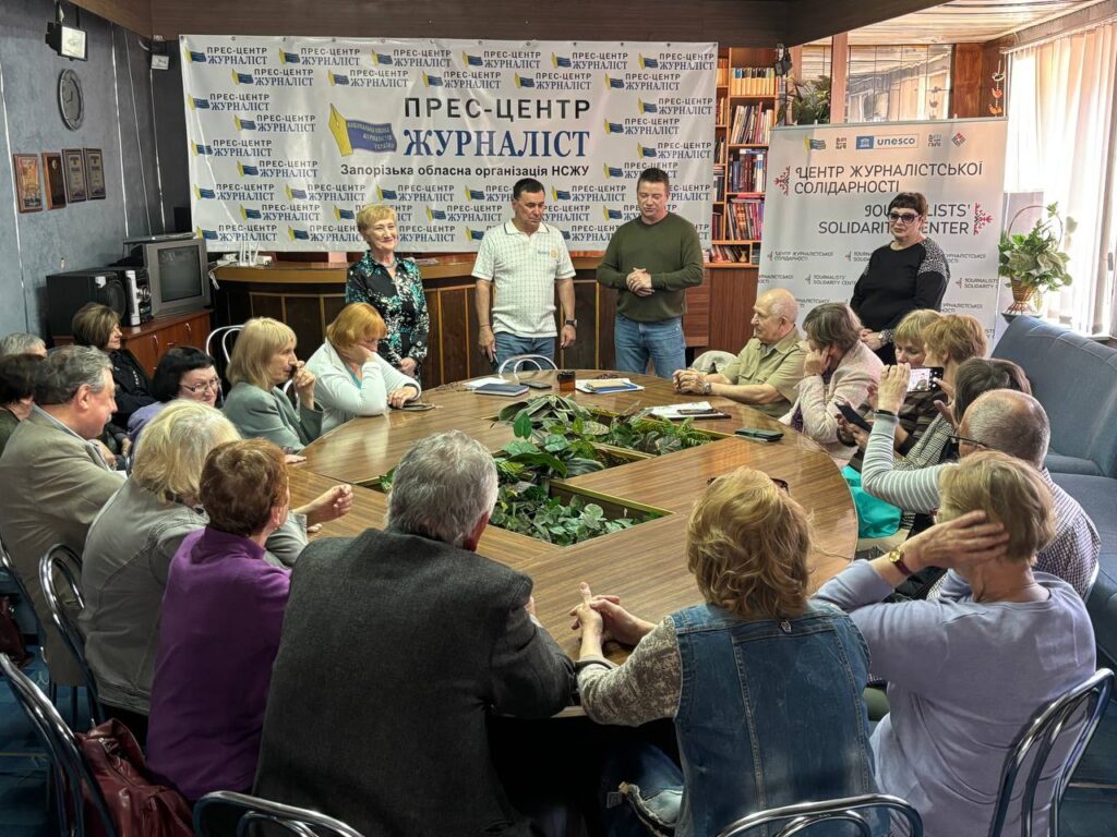 Благодійний аукціон-ярмарок «Рука підтримки»: запорізькі журналісти і волонтери співпрацюватимуть