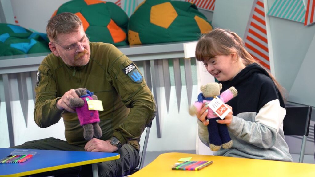В Україні впроваджується унікальний проєкт «ПЛІЧ-О-ПЛІЧ: програма взаємореабілітації українських воїнів і дітей» 23 В Україні впроваджується унікальний проєкт «ПЛІЧ-О-ПЛІЧ: програма взаємореабілітації українських воїнів і дітей» 6
